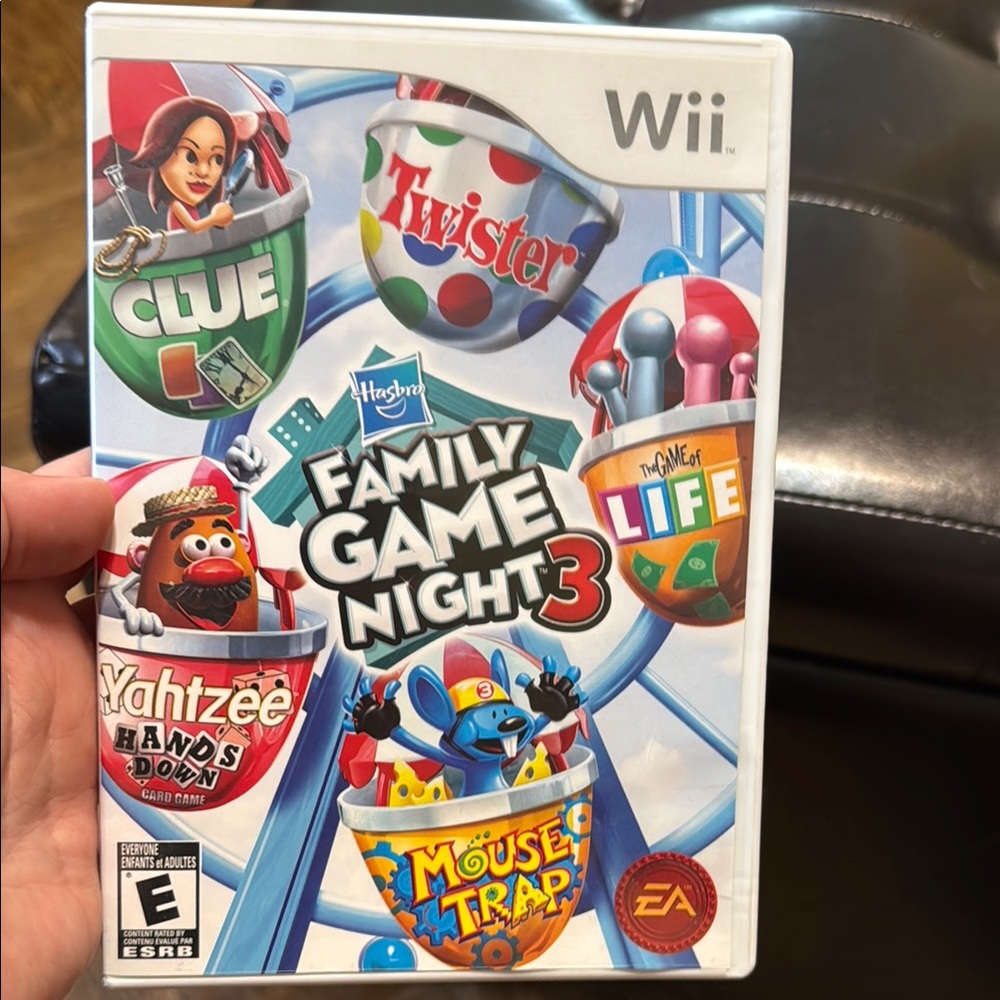 Hasbro Family Game Night 3 for Wii - Red, Blue, Green